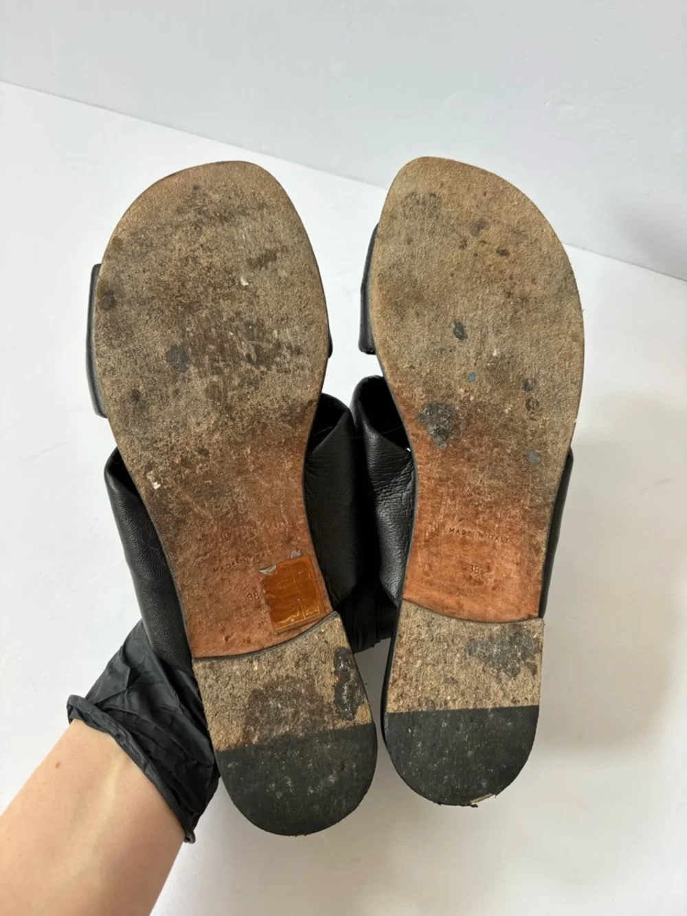 M.Gemi Natalia Puffed Leather Criss Cross Black Sandals Resort Cruise Coastal 38